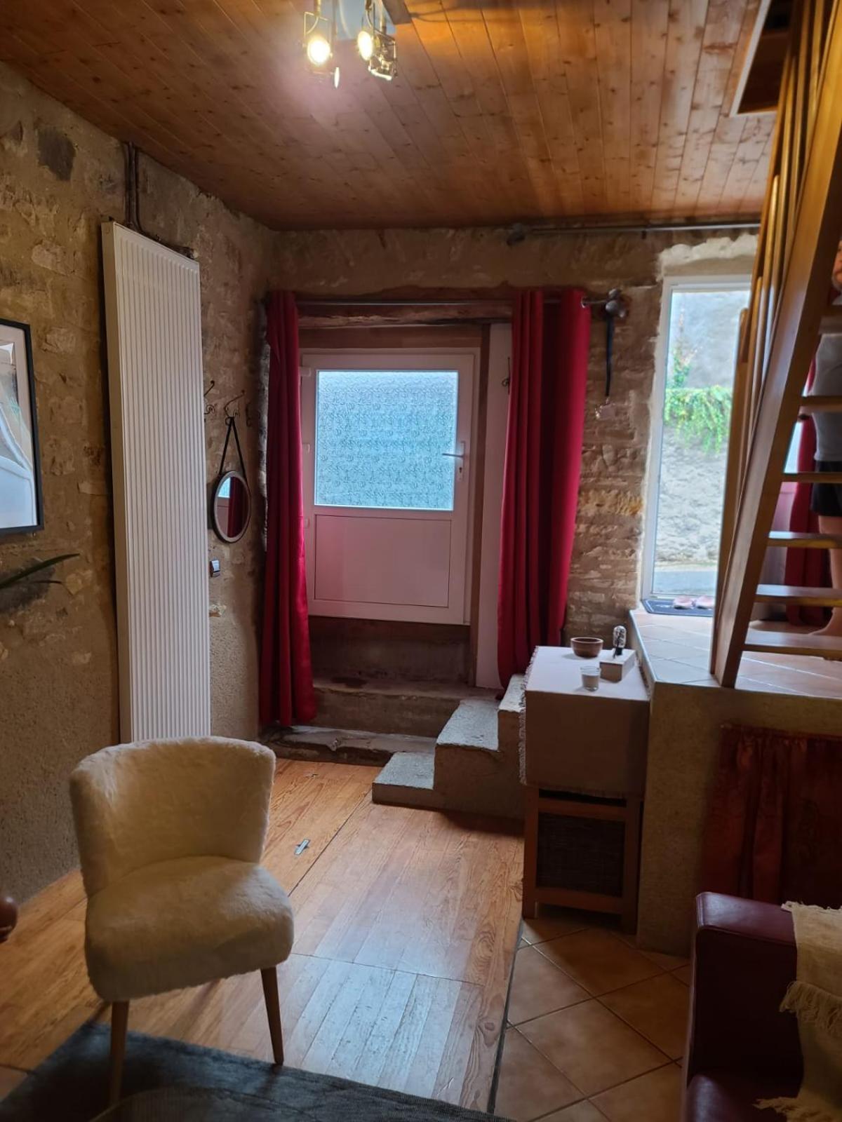Maison De Bourg En Pierre Ferienhaus